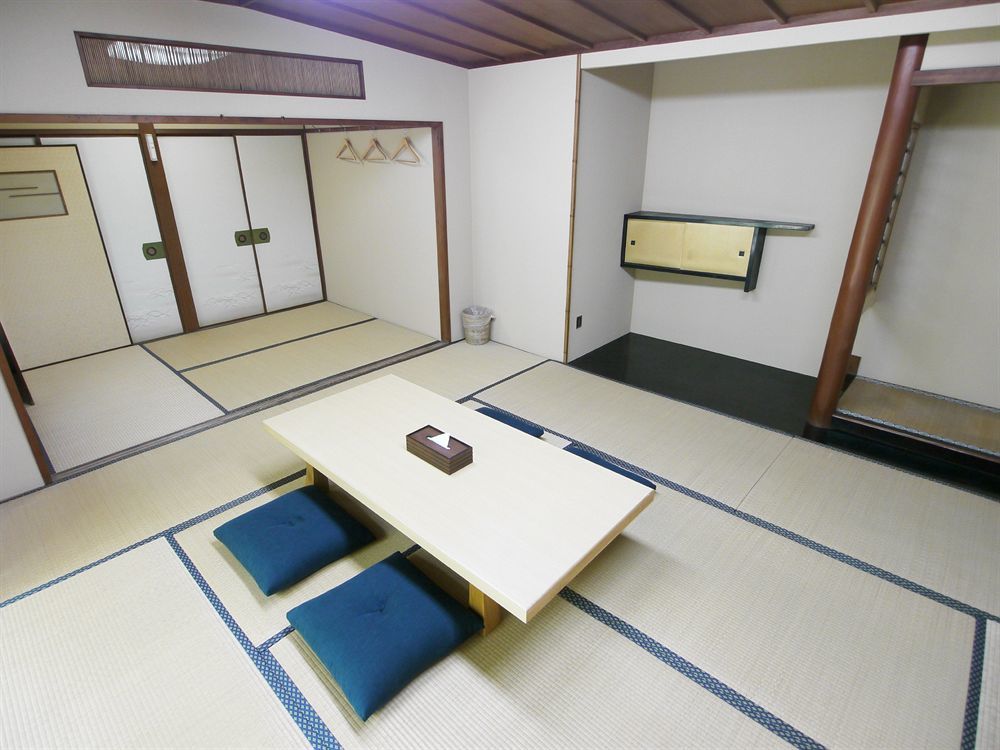 Ryokan Gion Q-beh *